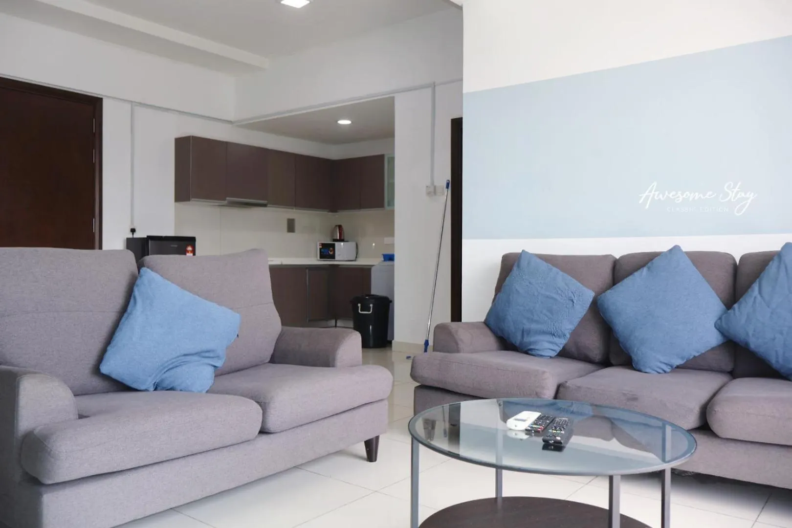 Nj Homestay Hostel At Regalia Residence Kuala Lumpur